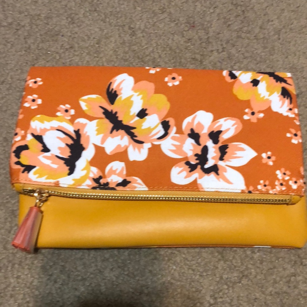 Clutch purse